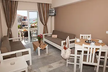 Aparthotel Golden Bay 3*