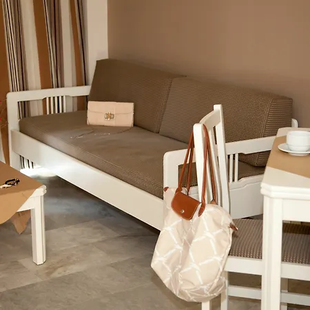 Aparthotel Golden Bay Kato Daratso