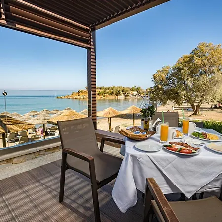 Aparthotel Golden Bay Kato Daratso